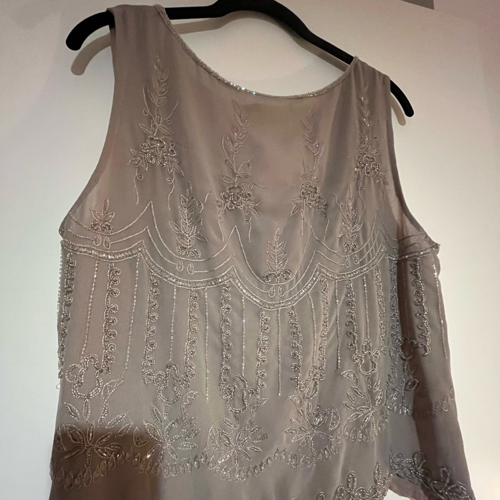 Bead-embroideries tank